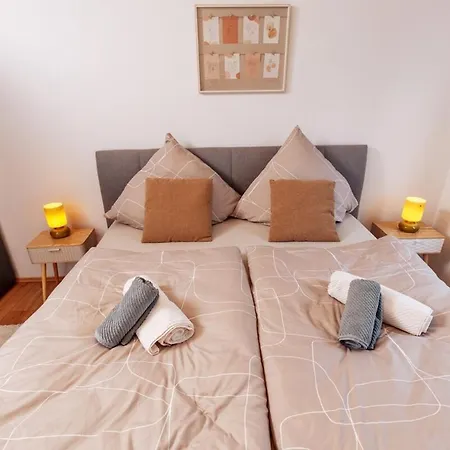 Apartment Classic & Cream - Netflix - Wifi - - 4 Person