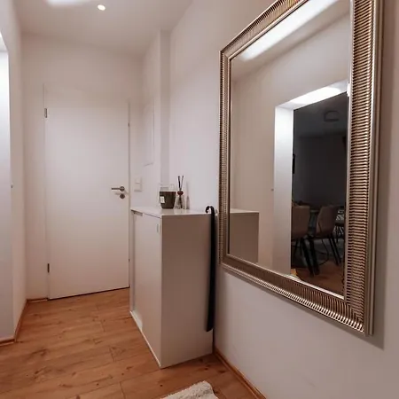 Classic & Cream - Netflix - Wifi - - 4 Person *